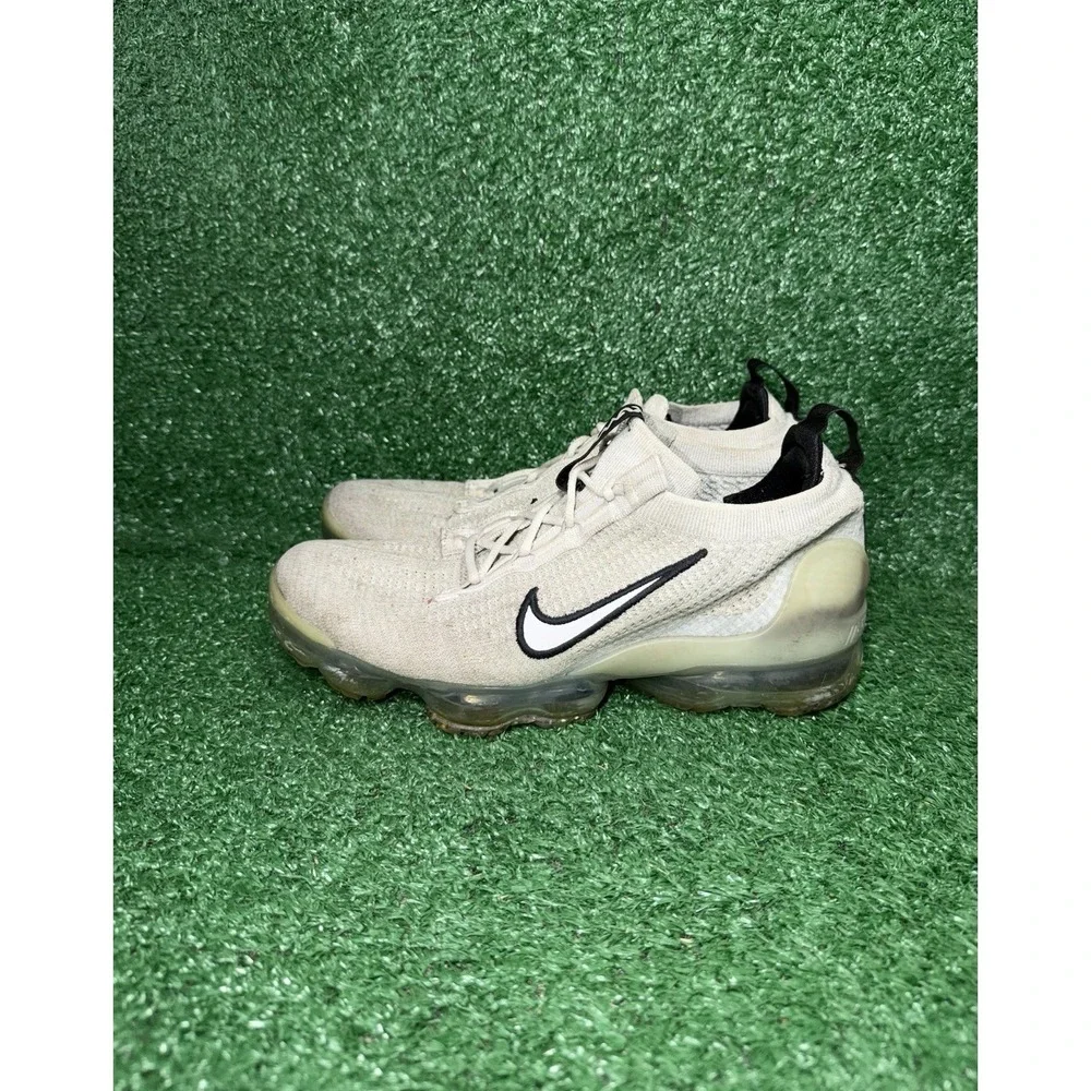 Nike‎ Air VaporMax Flyknit Womens Size 8 Grey Running Shoes Walking Sneakers